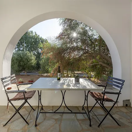 Parosland Hotell Alikí