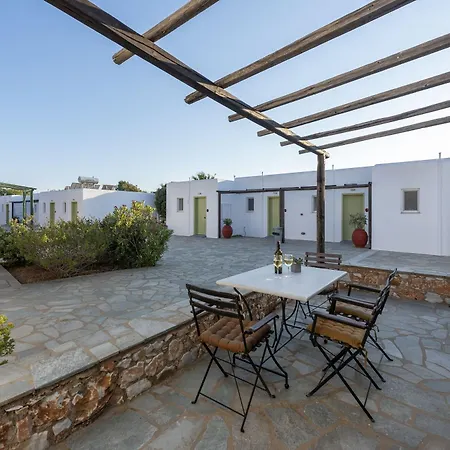 Parosland Hotel 4*